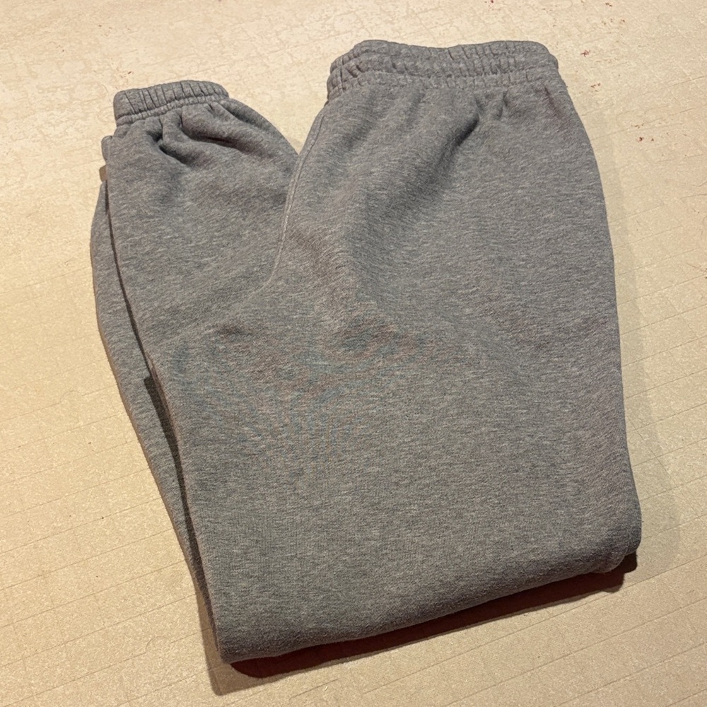 DSG Men’s Grey Sweatpants - Size Small